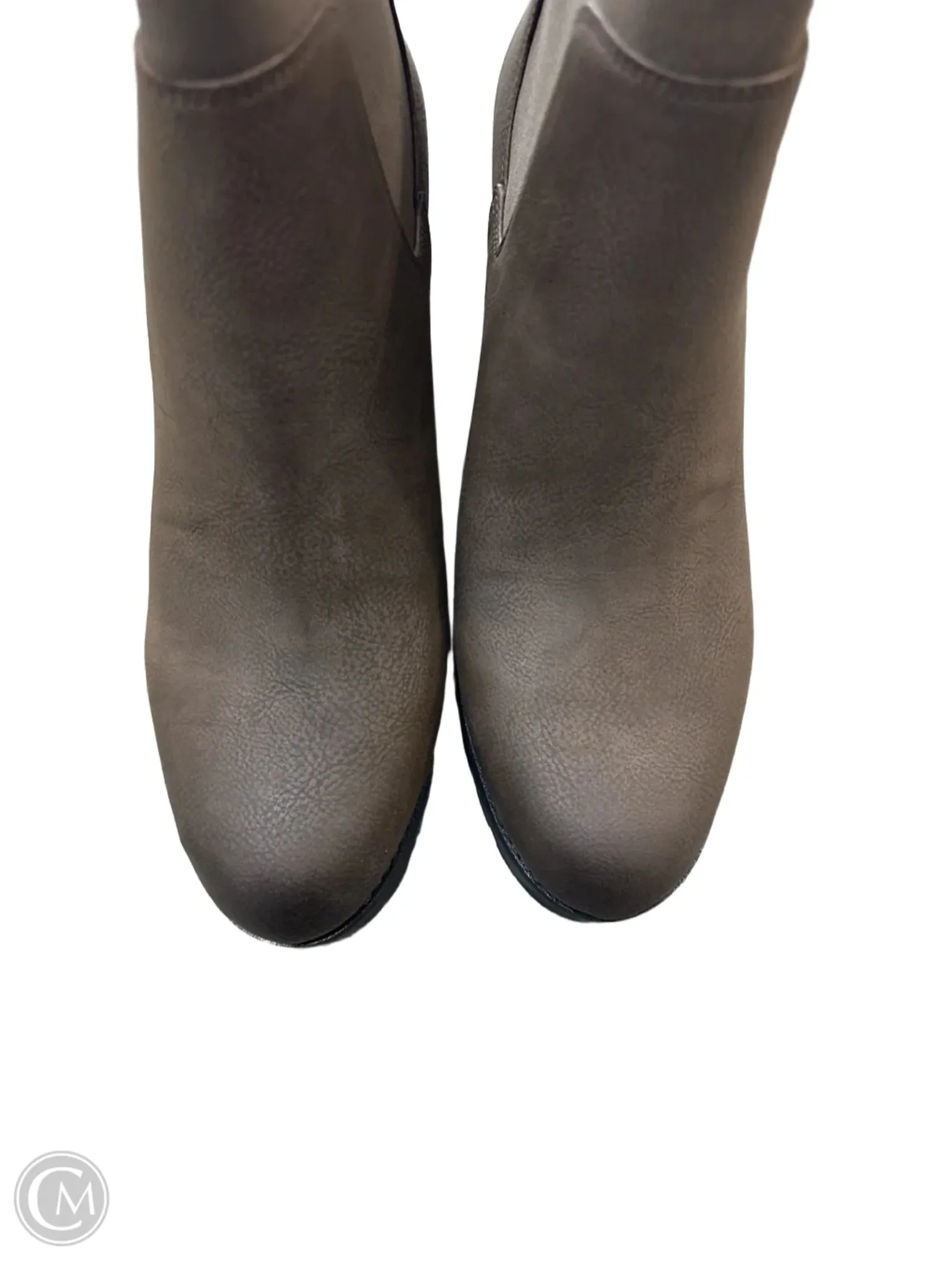 Boots Ankle Flats By Crown Vintage In Brown, Size: 9