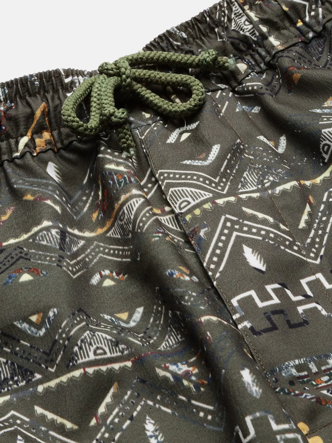 Men Geometric Print Cuban Collar Olive Co Ords Set