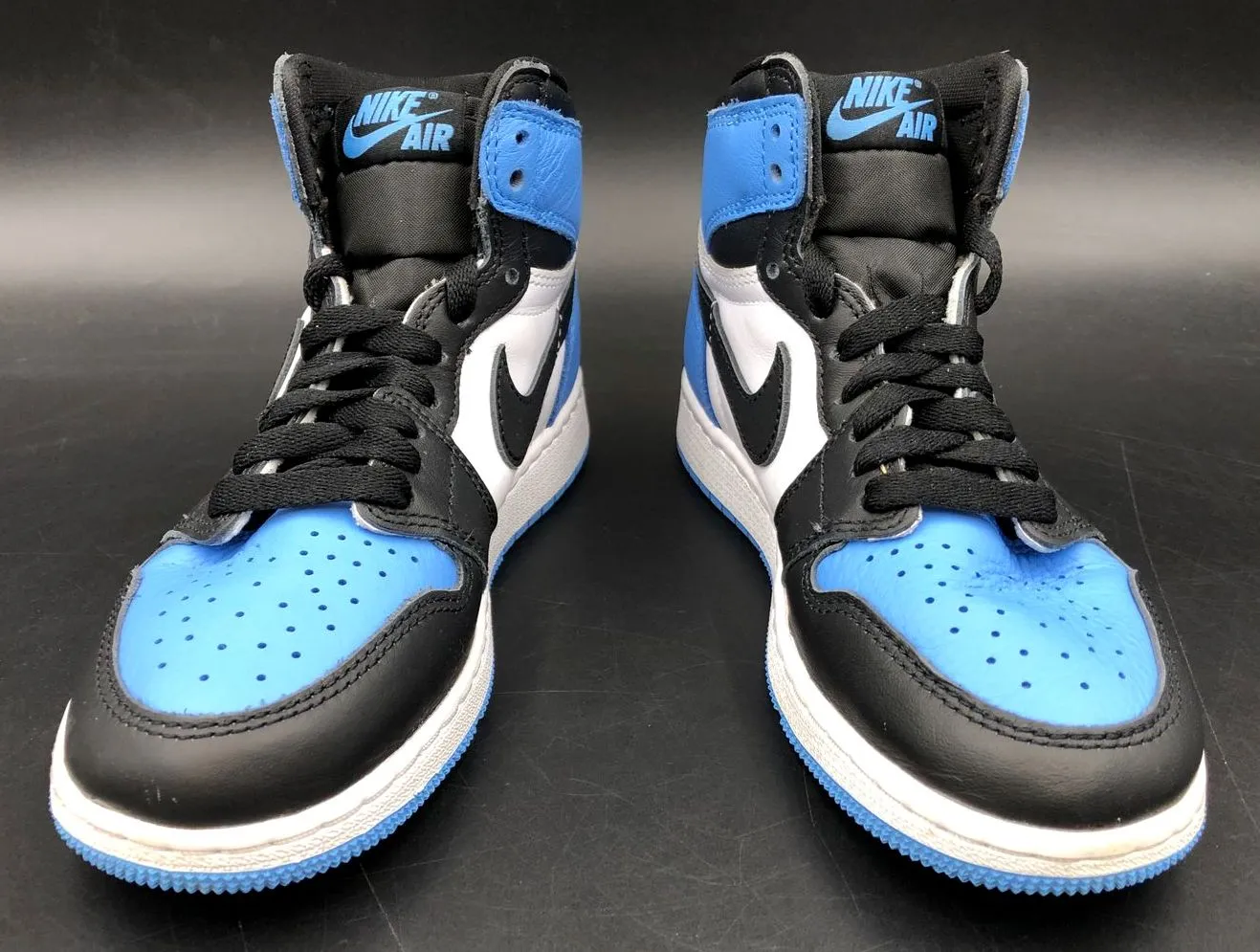 Nike Jordan 1 Retro High OG 'UNC Toe' White/Blue/Black Sneakers - Size 4Y ( COA)