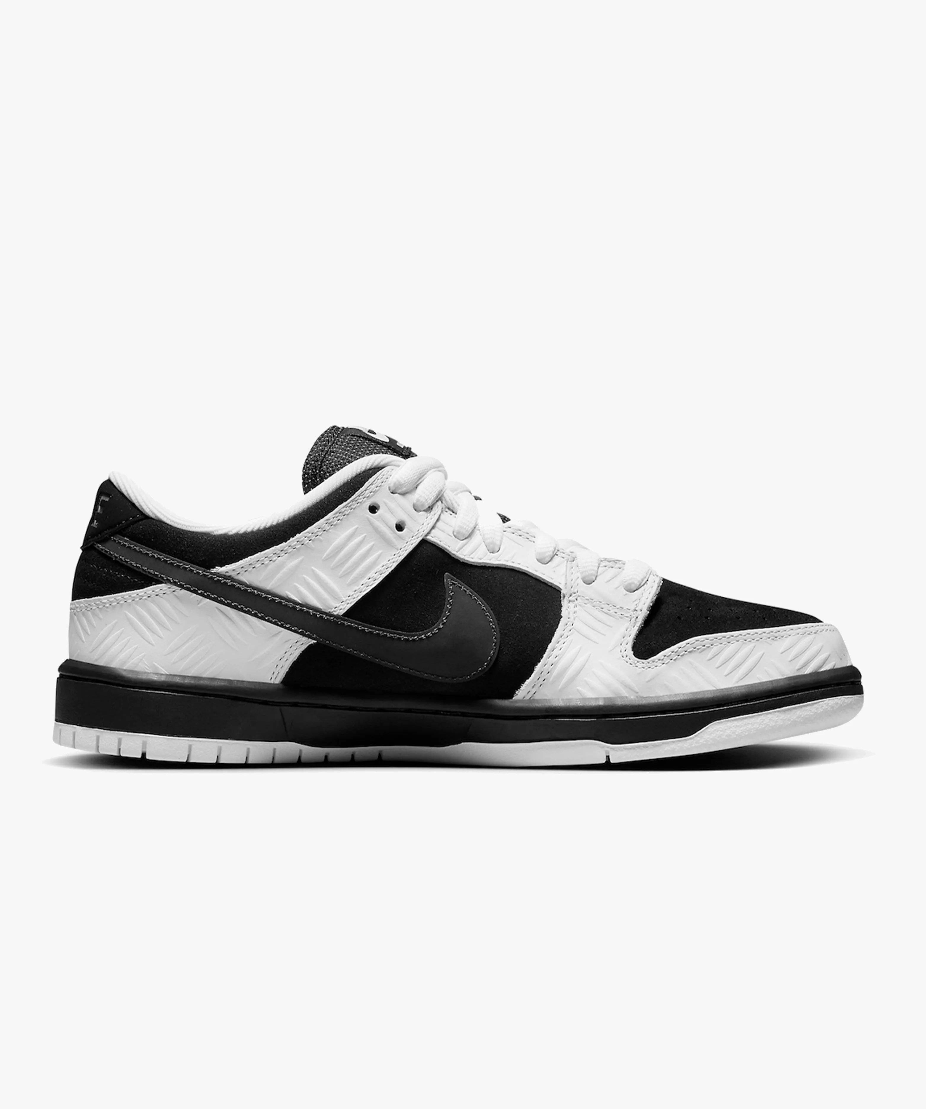 Nike SB Dunk Low Pro x TIGHTBOOTH 'Black and White'
