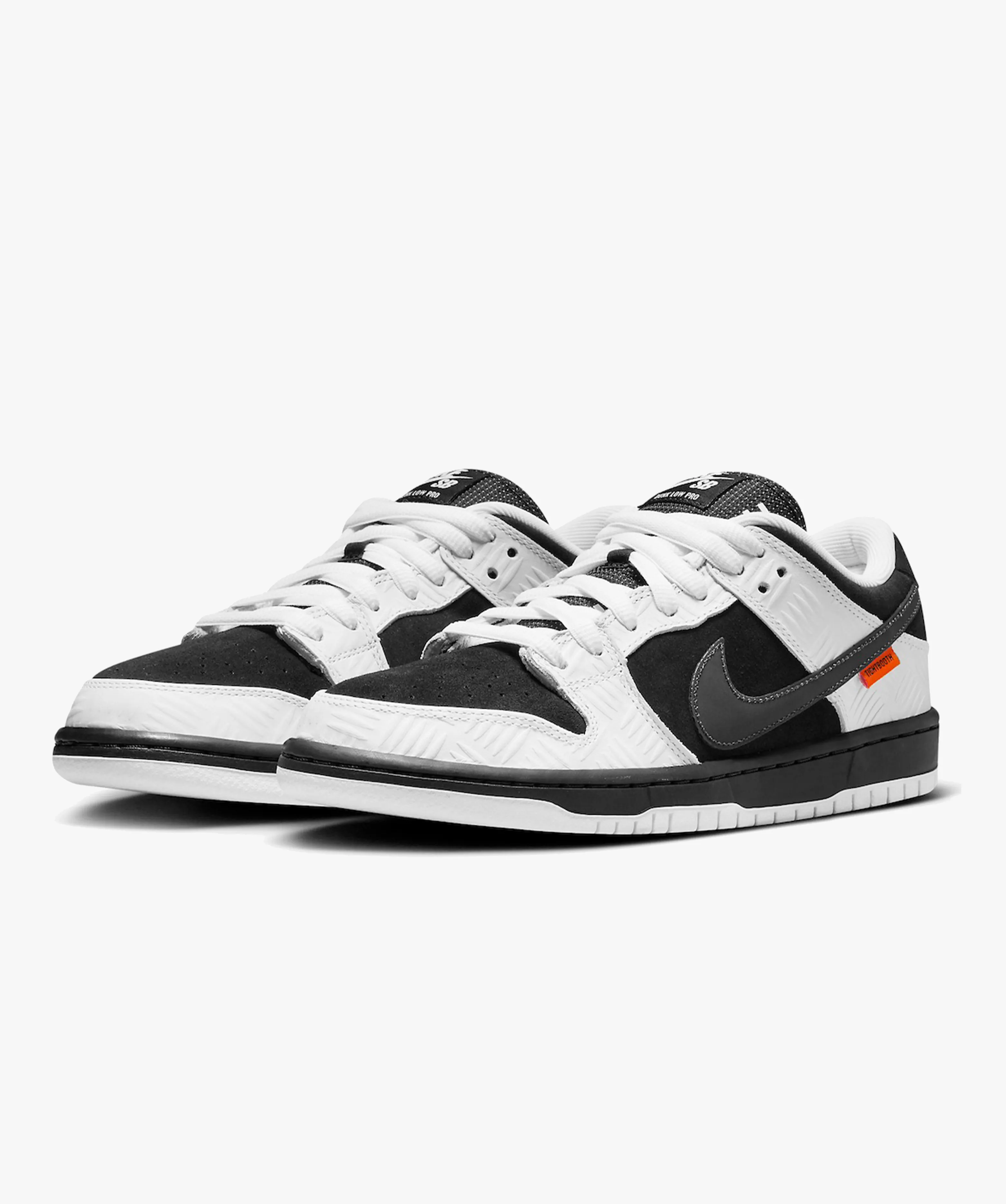 Nike SB Dunk Low Pro x TIGHTBOOTH 'Black and White'