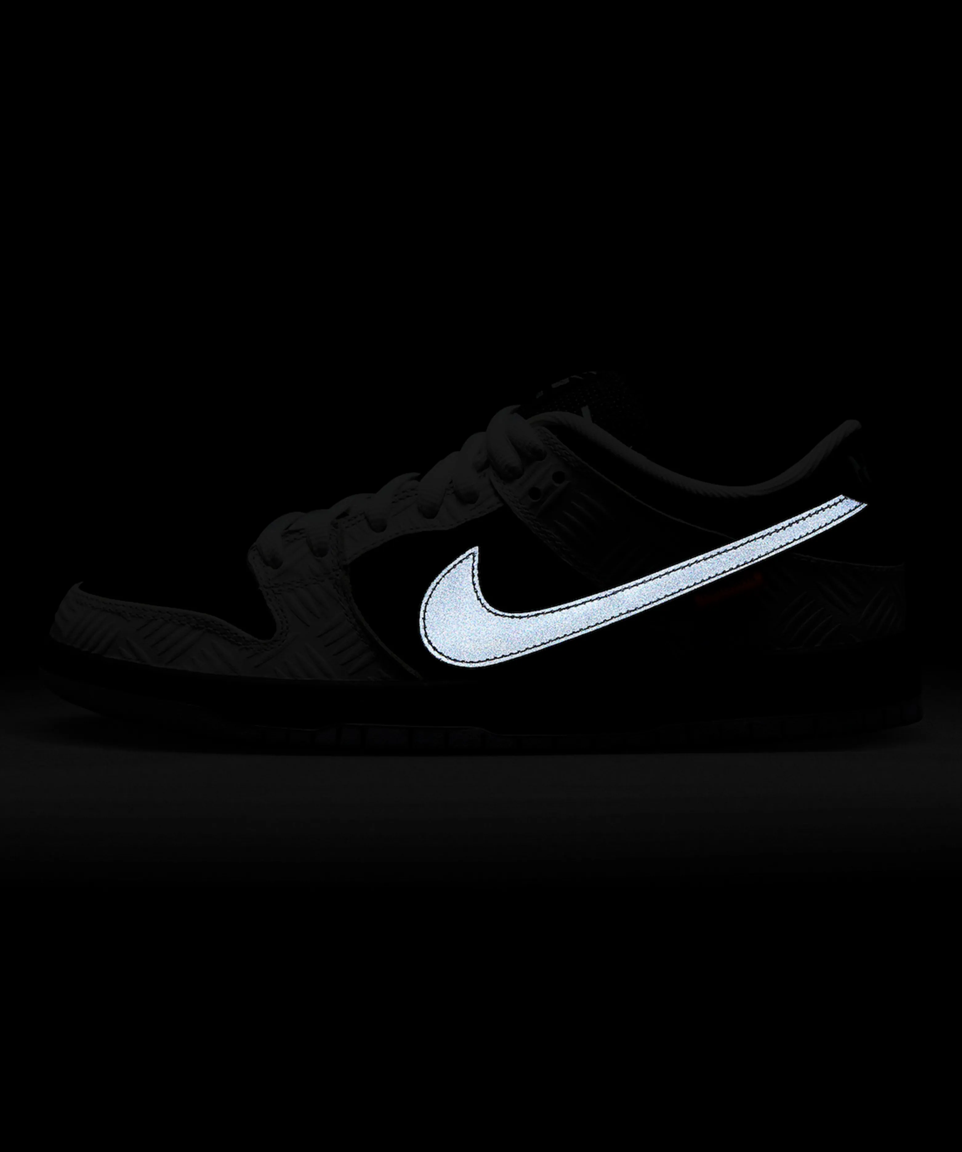 Nike SB Dunk Low Pro x TIGHTBOOTH 'Black and White'